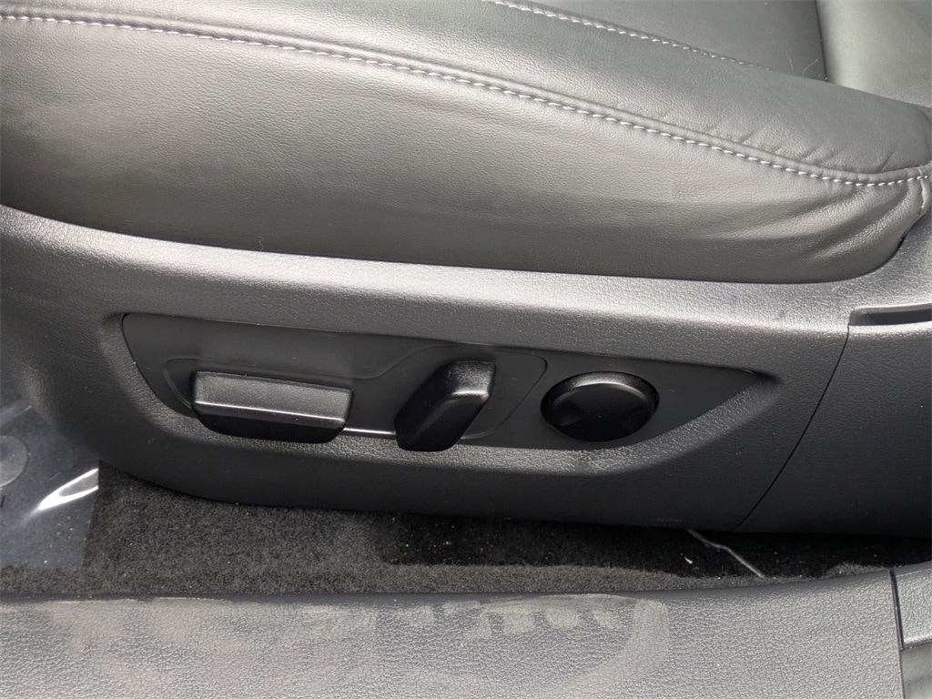 Thumbnail: 2025 Mazda CX-30 - 13