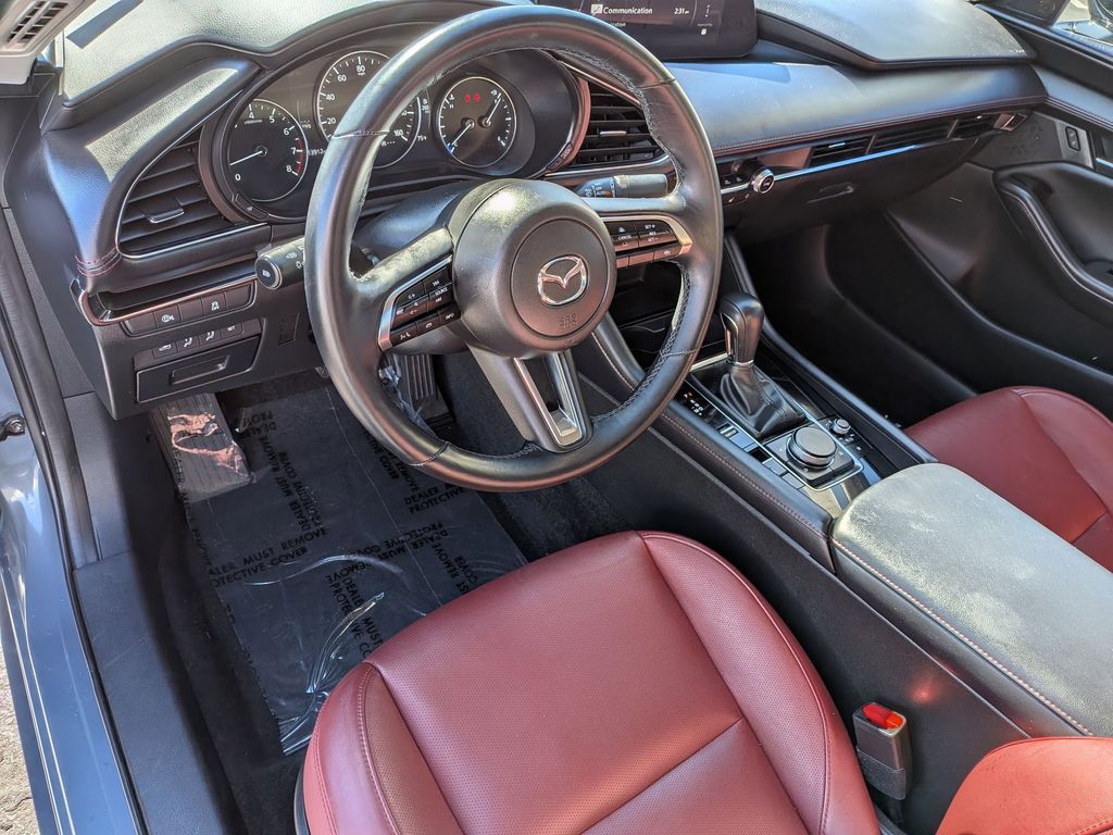 Thumbnail: 2025 Mazda Mazda3 - 14