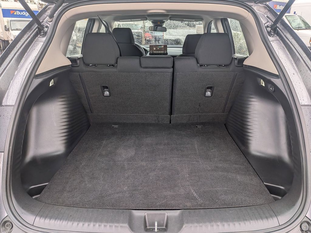 Thumbnail: 2025 Honda HR-V - 28