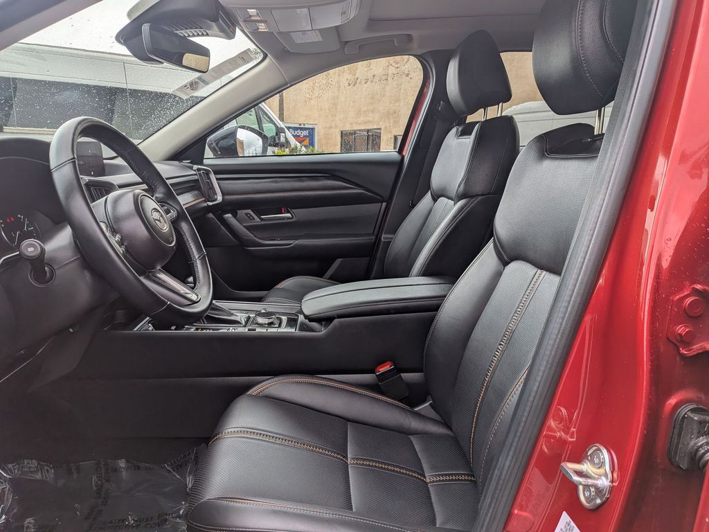 Thumbnail: 2025 Mazda CX-50 - 15