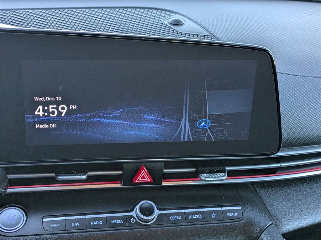 Thumbnail: 2024 Hyundai Elantra - 17