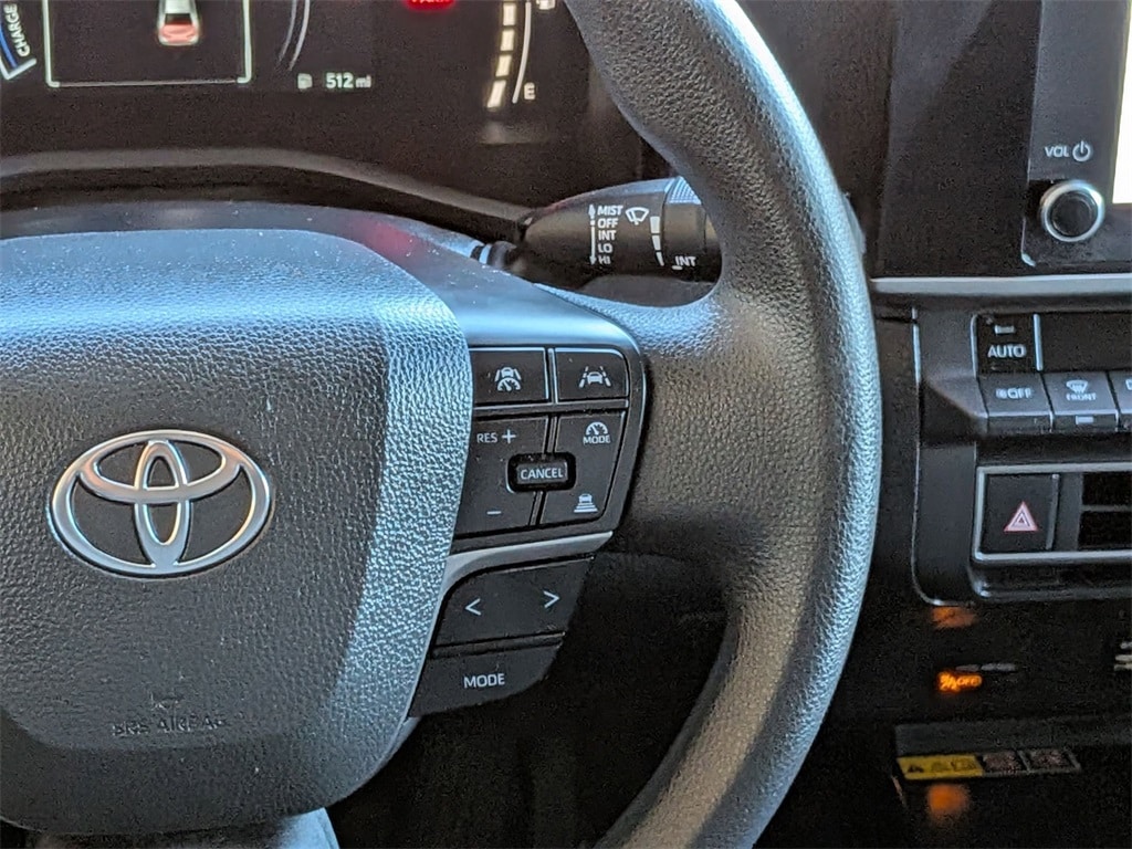 Thumbnail: 2025 Toyota Camry - 23