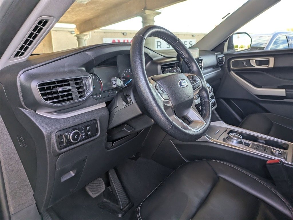 Thumbnail: 2023 Ford Explorer - 15