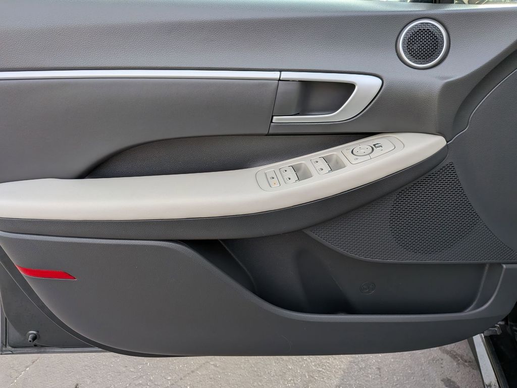 Thumbnail: 2025 Hyundai Sonata - 10