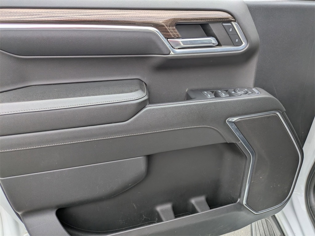 Thumbnail: 2024 Chevrolet Silverado 1500 - 14