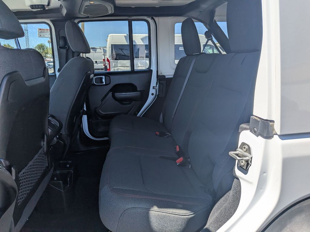 Thumbnail: 2025 Jeep Wrangler - 28