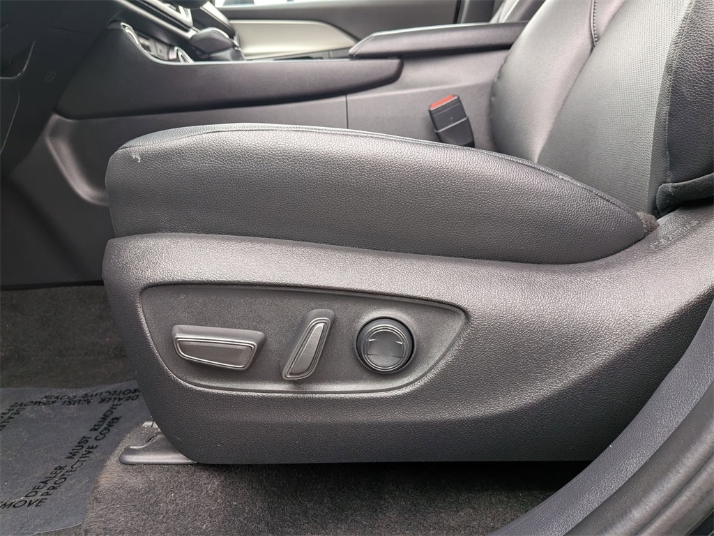 Thumbnail: 2025 Toyota Grand Highlander - 16