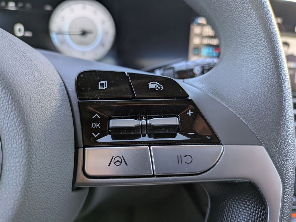 Thumbnail: 2024 Hyundai Elantra - 22