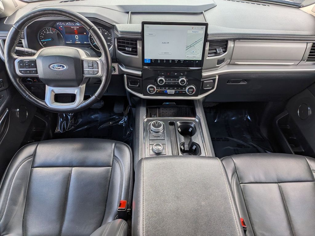 Thumbnail: 2024 Ford Expedition - 18
