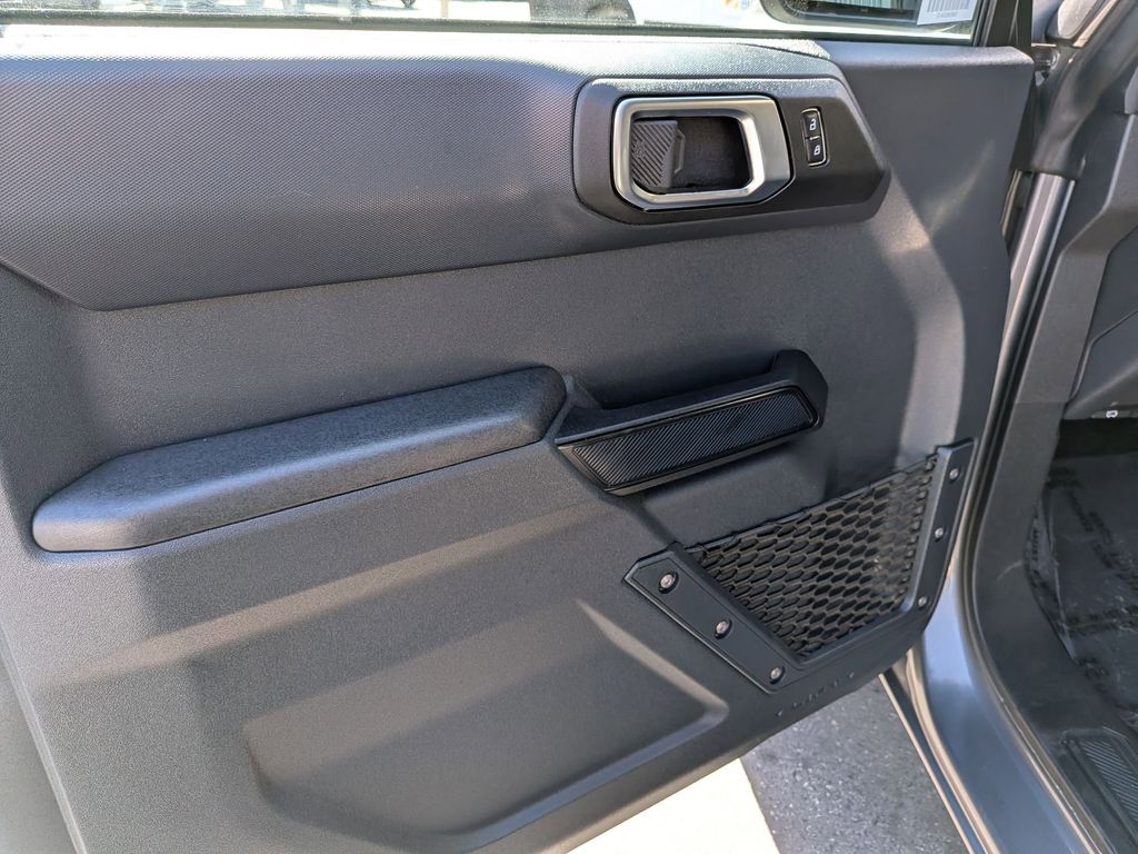 Thumbnail: 2025 Ford Bronco - 11