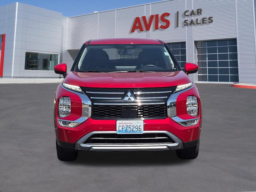 Thumbnail: 2025 Mitsubishi Outlander - 2