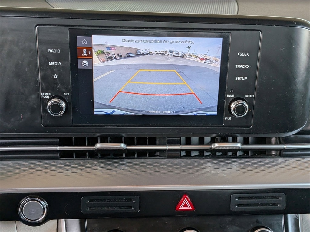 Thumbnail: 2024 Kia Carnival - 17