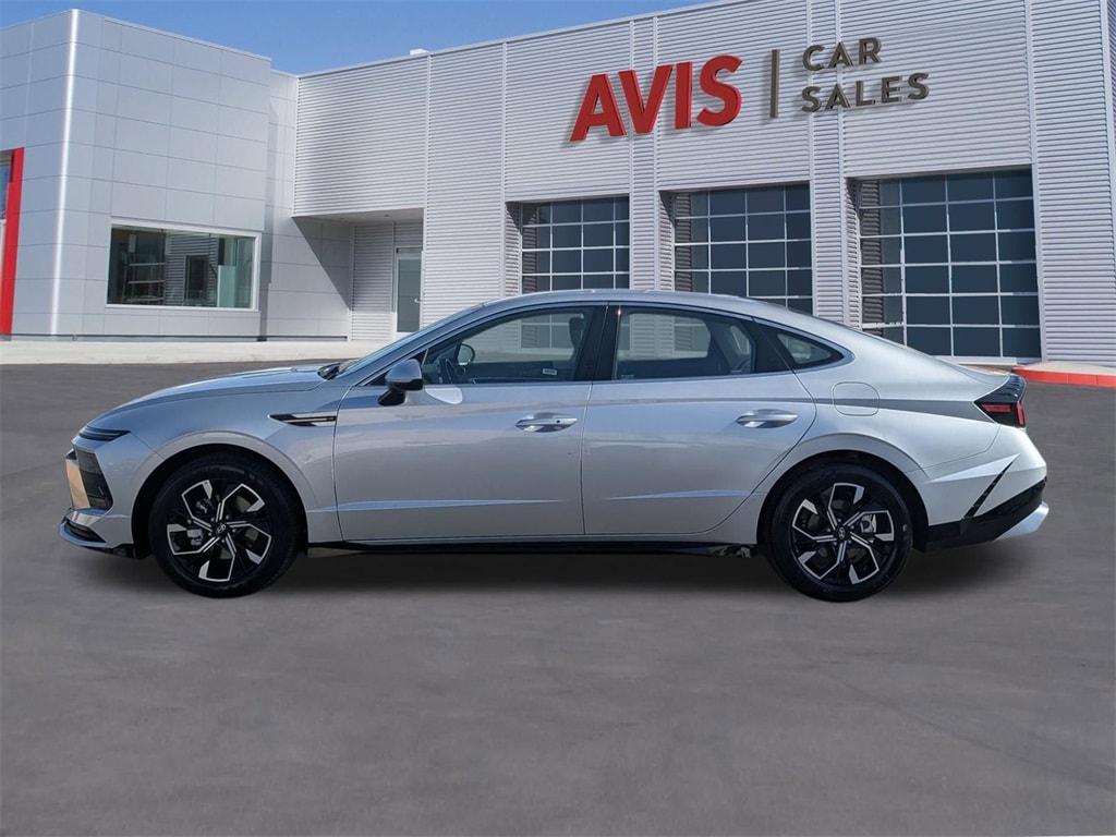 Thumbnail: 2025 Hyundai Sonata - 10