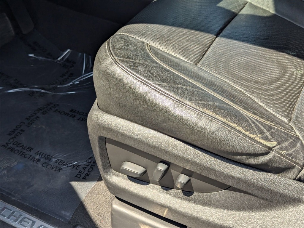 Thumbnail: 2020 Chevrolet Tahoe - 16