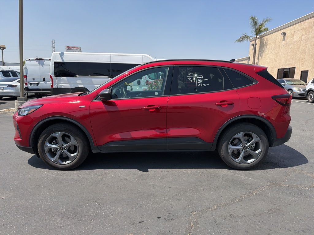 Thumbnail: 2025 Ford Escape - 2