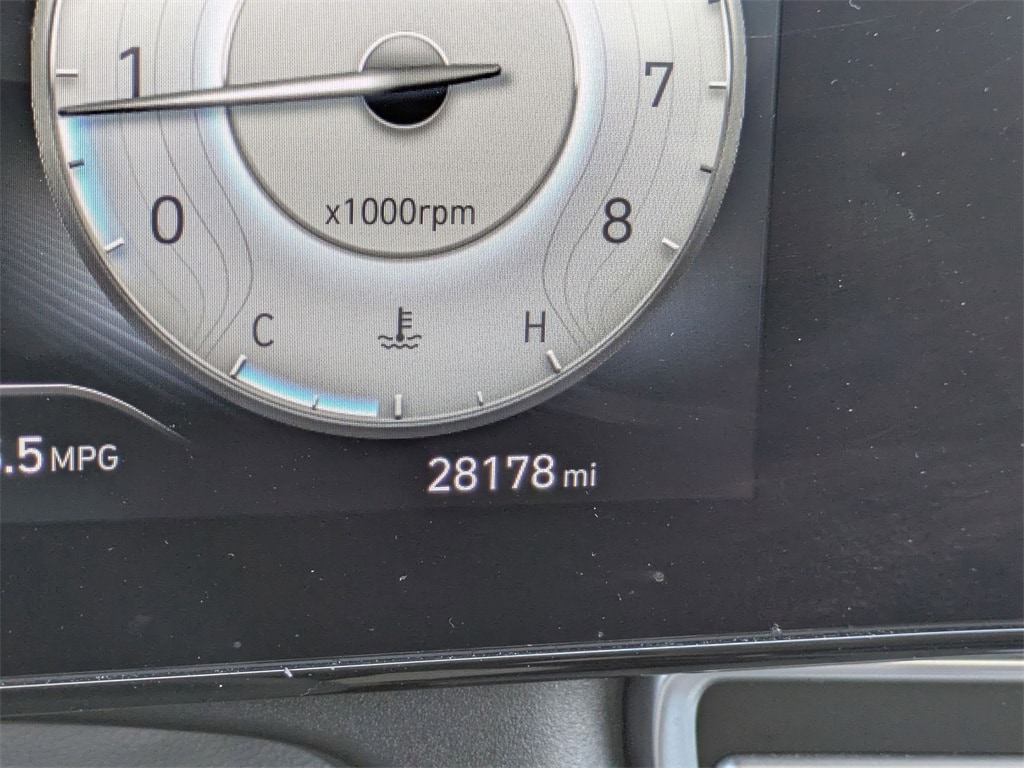 Thumbnail: 2024 Hyundai Elantra - 16