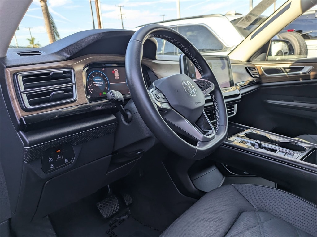 Thumbnail: 2024 Volkswagen Atlas - 15