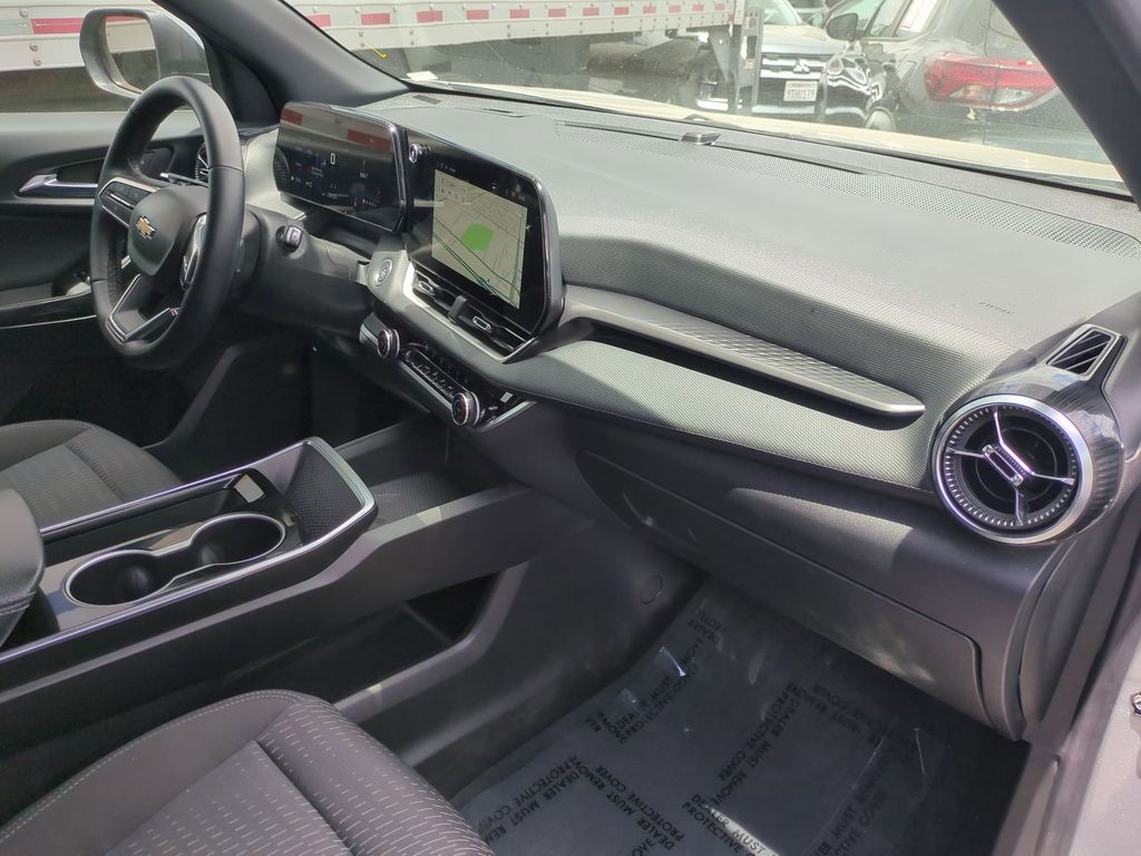 Thumbnail: 2025 Chevrolet Equinox - 29