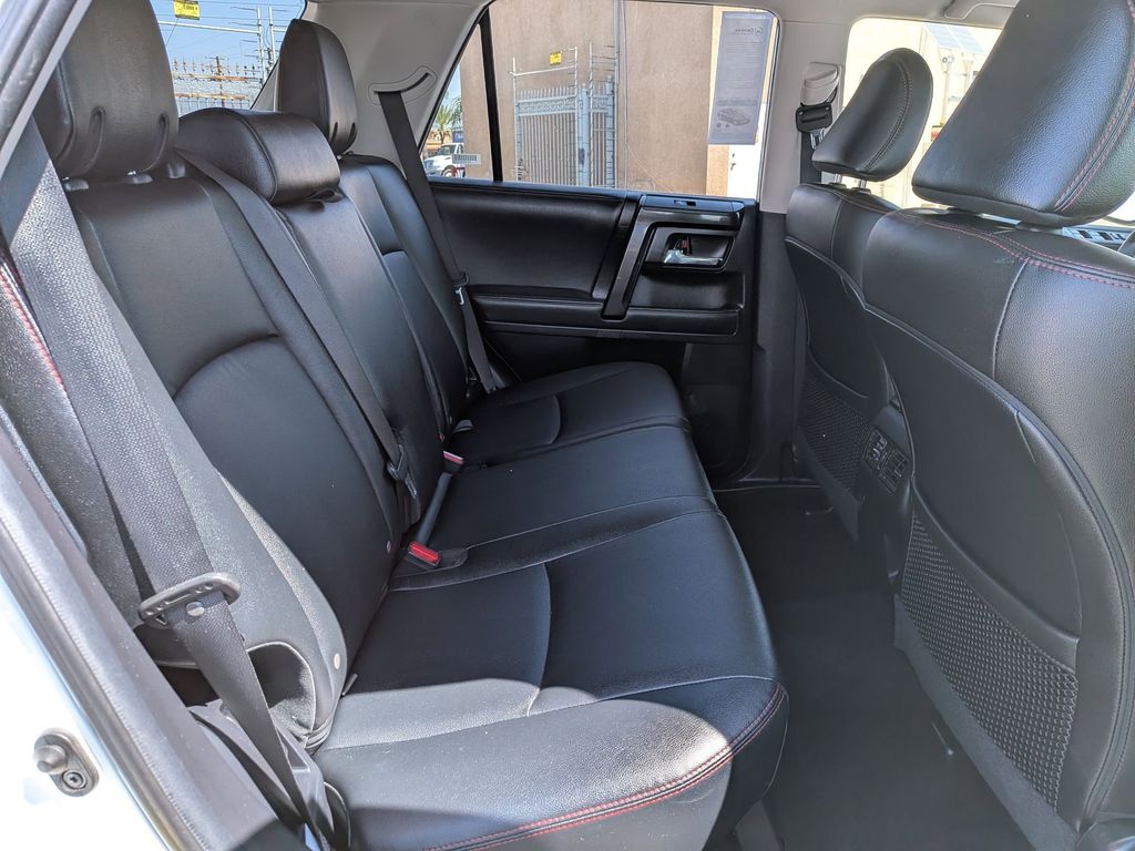 Thumbnail: 2024 Toyota 4Runner - 30