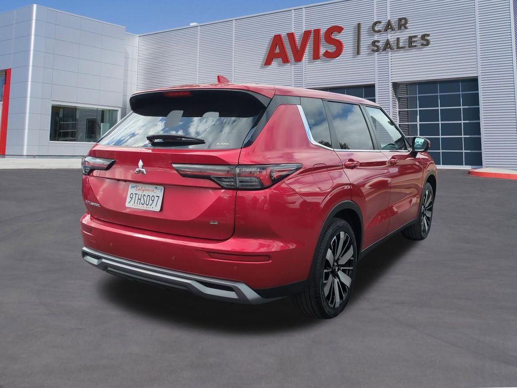 Thumbnail: 2025 Mitsubishi Outlander - 6