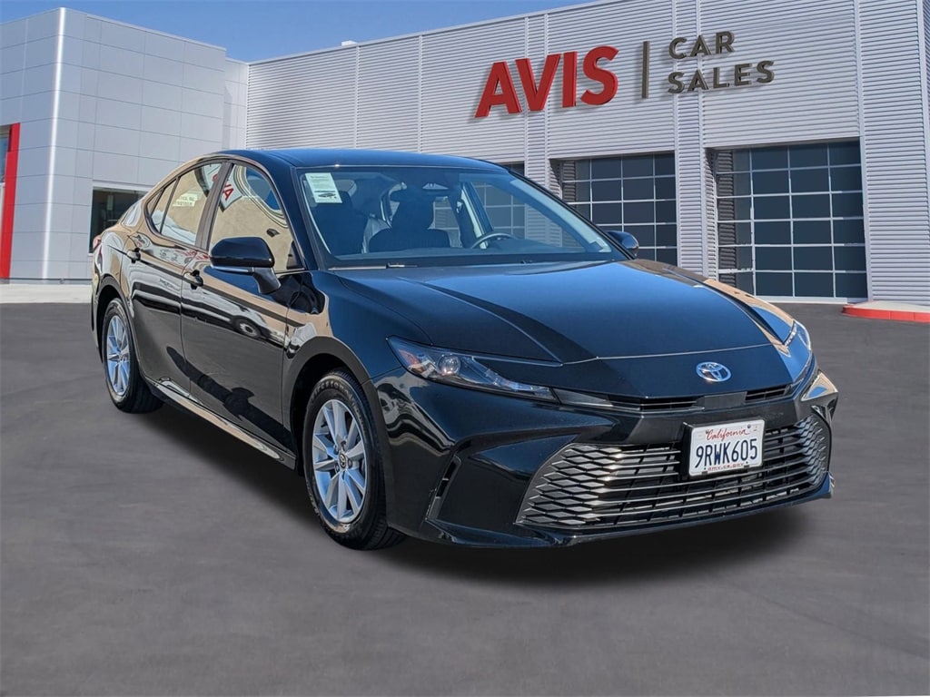 Thumbnail: 2025 Toyota Camry - 3