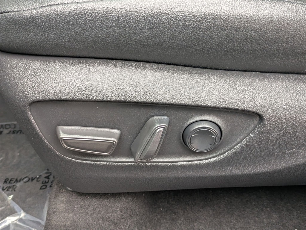 Thumbnail: 2025 Toyota Grand Highlander - 14