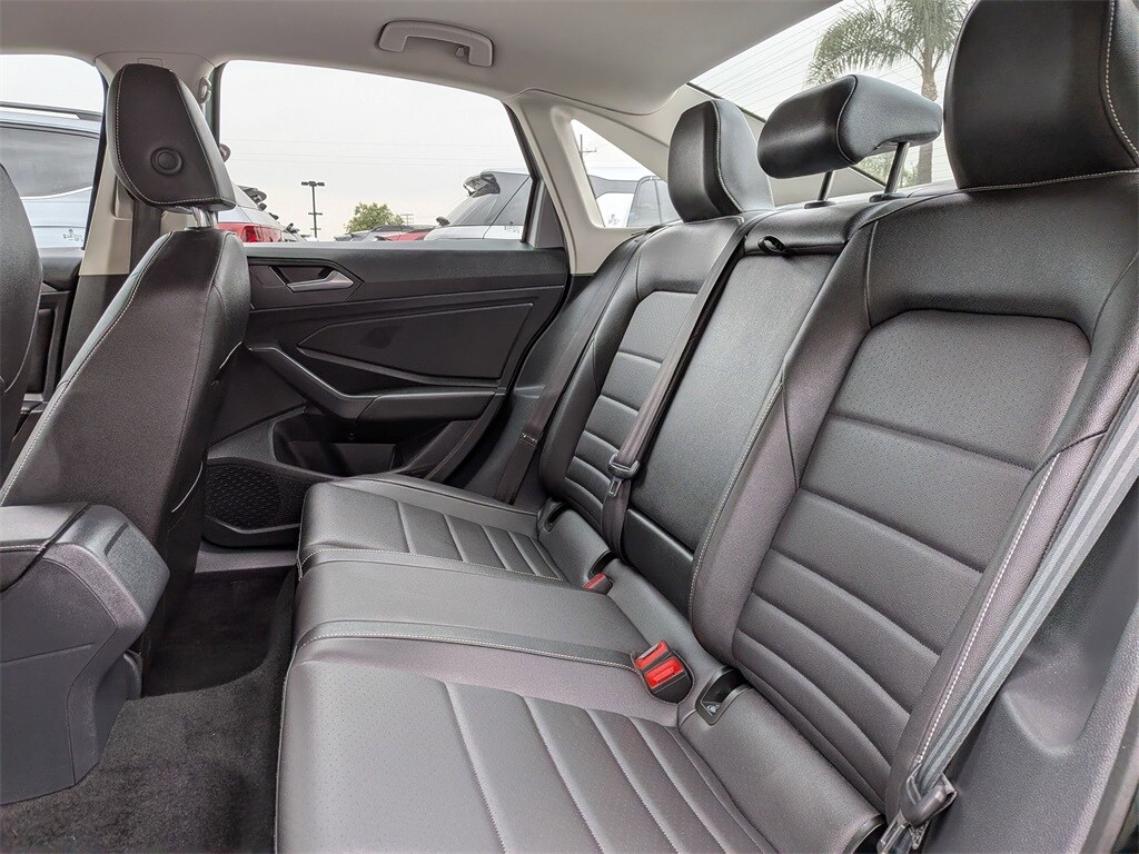 Thumbnail: 2024 Volkswagen Jetta - 29