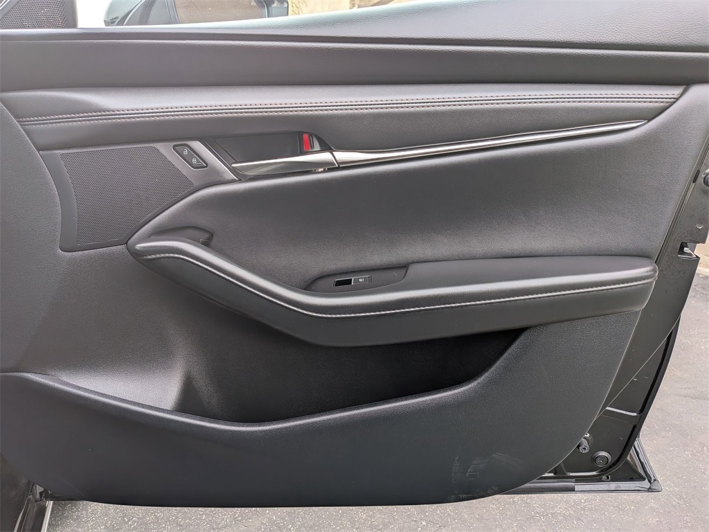 Thumbnail: 2025 Mazda Mazda3 - 32