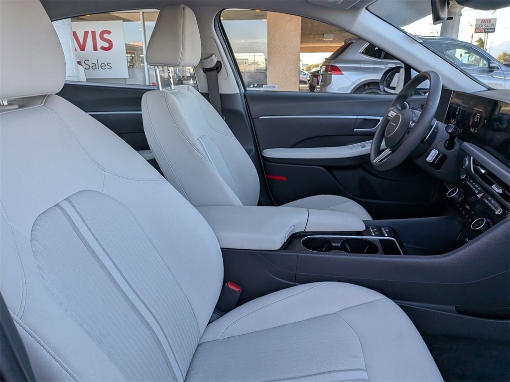 Thumbnail: 2025 Hyundai Sonata - 29