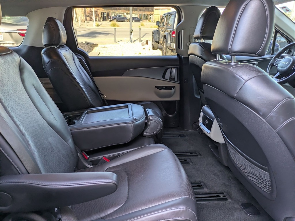 Thumbnail: 2024 Kia Carnival - 31