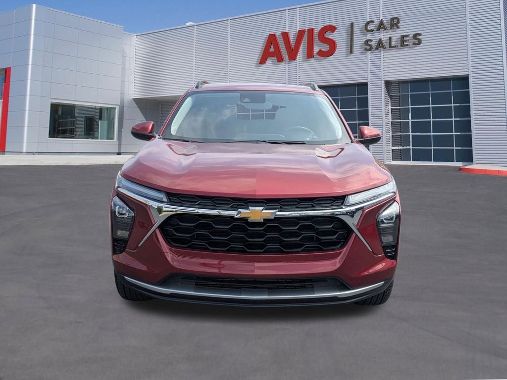 Thumbnail: 2025 Chevrolet Trax - 10