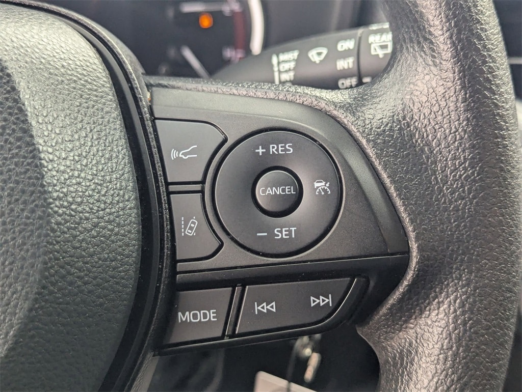 Thumbnail: 2024 Toyota RAV4 - 21