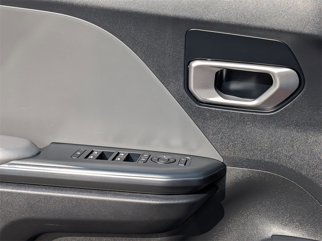 Thumbnail: 2025 Kia K4 - 14