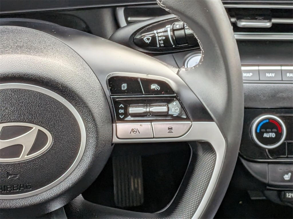 Thumbnail: 2025 Hyundai Elantra - 25