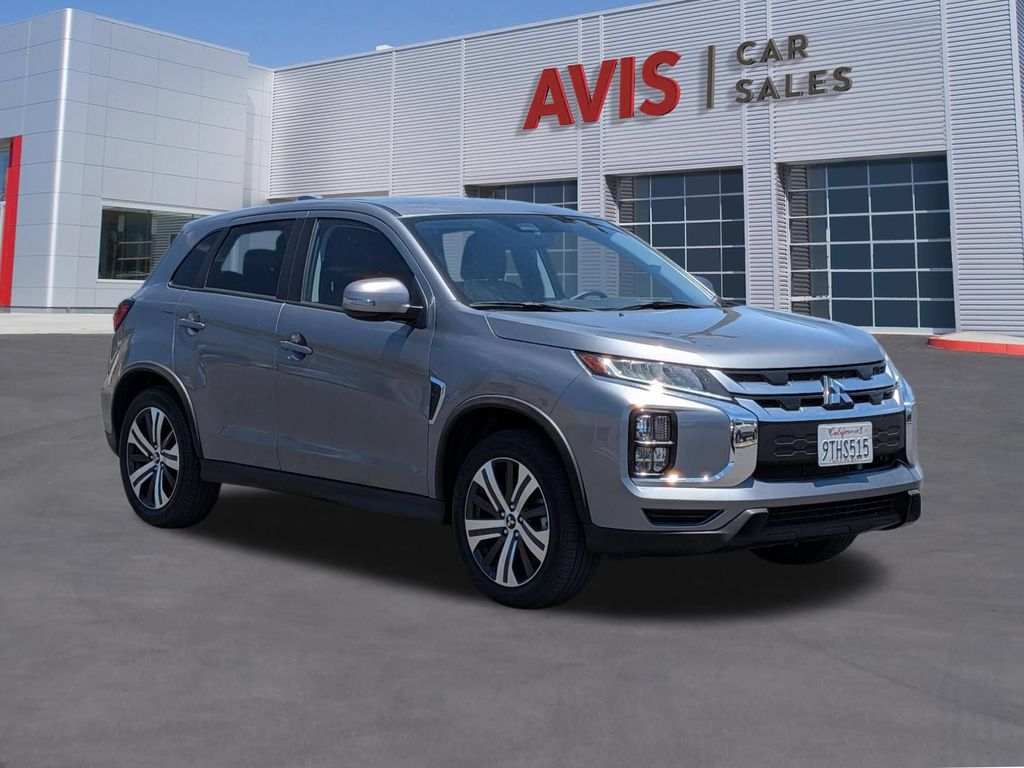 Thumbnail: 2025 Mitsubishi Outlander Sport - 3