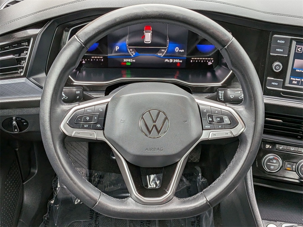 Thumbnail: 2024 Volkswagen Jetta - 23