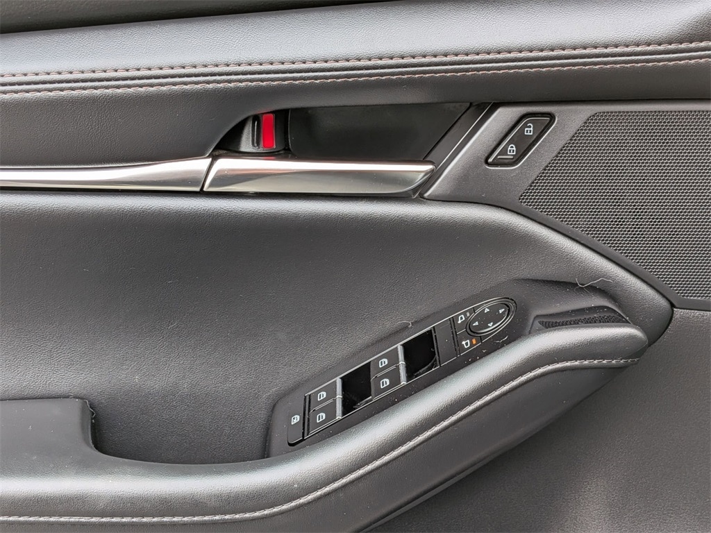 Thumbnail: 2025 Mazda Mazda3 - 13