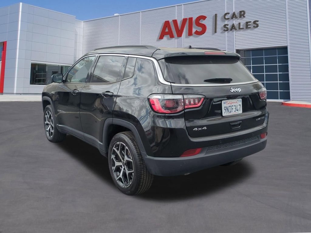 Thumbnail: 2025 Jeep Compass - 9