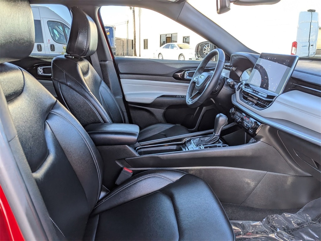 Thumbnail: 2025 Jeep Compass - 29