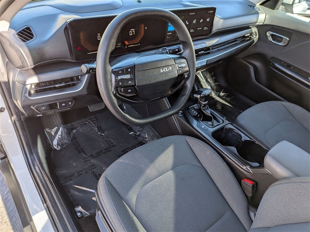 Thumbnail: 2025 Kia K4 - 14