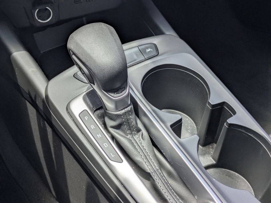 2025 Chevrolet Trax LS - Photo 23