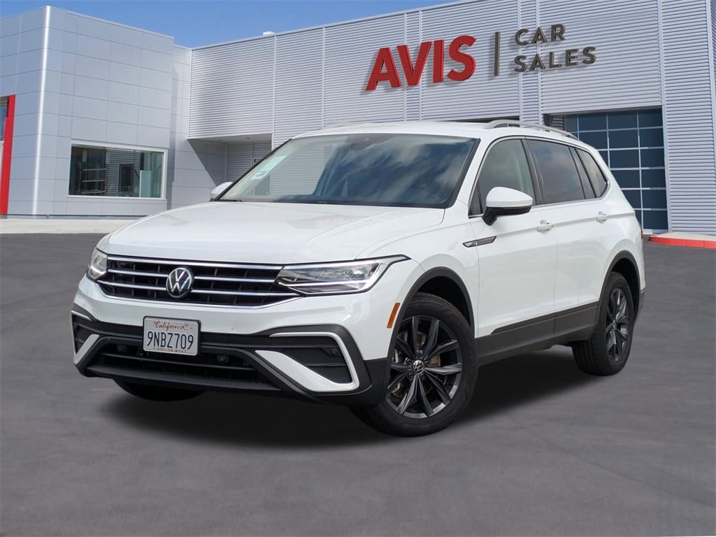 Thumbnail: 2024 Volkswagen Tiguan - 1