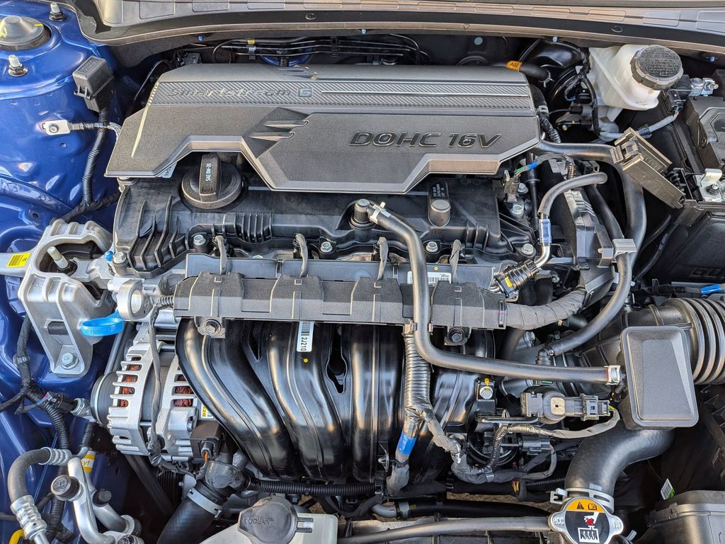 Thumbnail: 2025 Hyundai Elantra - 34