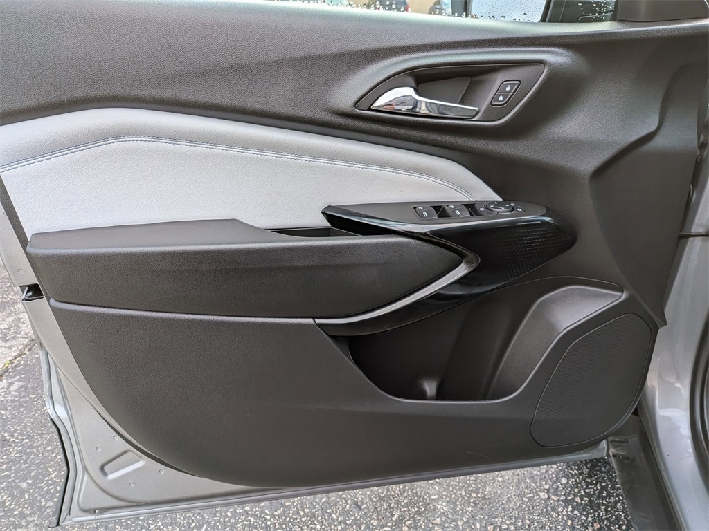 Thumbnail: 2025 Chevrolet Trax - 11