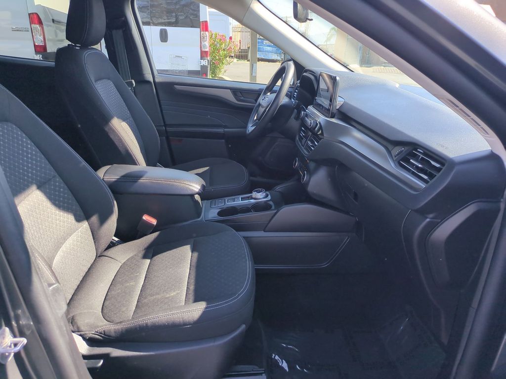 Thumbnail: 2025 Ford Escape - 27