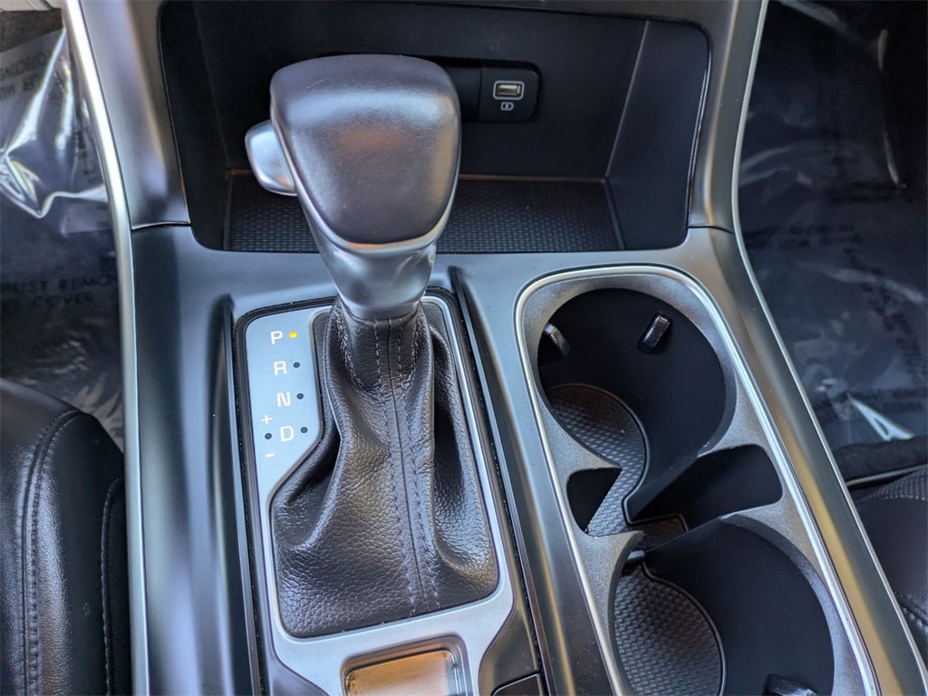 Thumbnail: 2024 Kia Carnival - 24