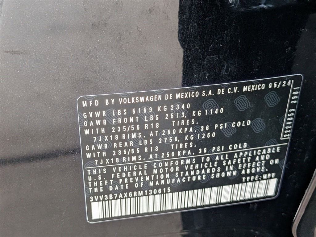 Thumbnail: 2024 Volkswagen Tiguan - 31