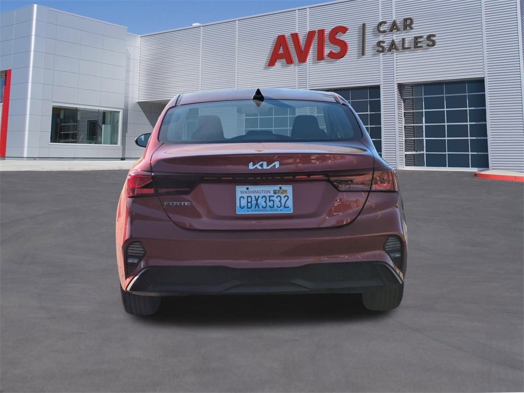 Thumbnail: 2024 Kia Forte - 7