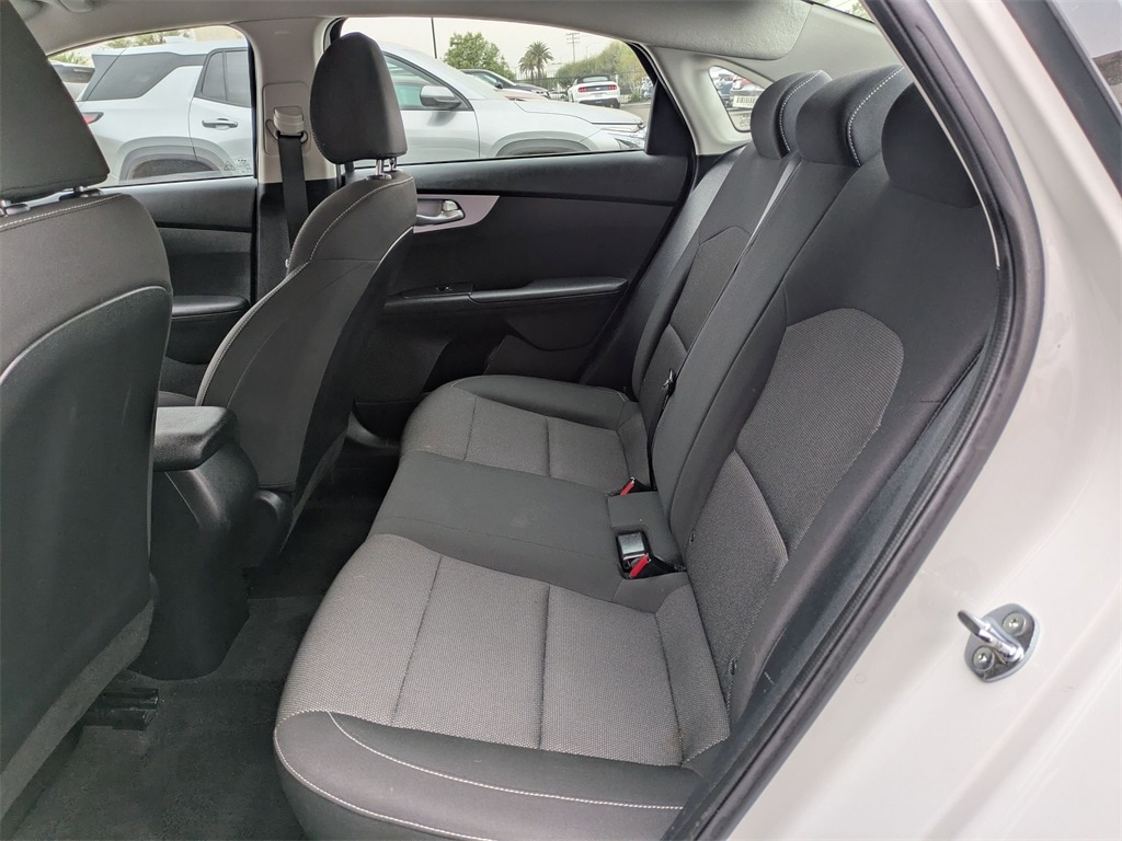 Thumbnail: 2024 Kia Forte - 29