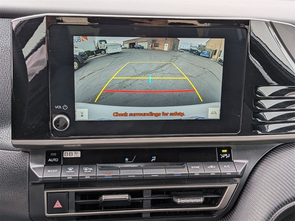 Thumbnail: 2025 Toyota Camry - 18